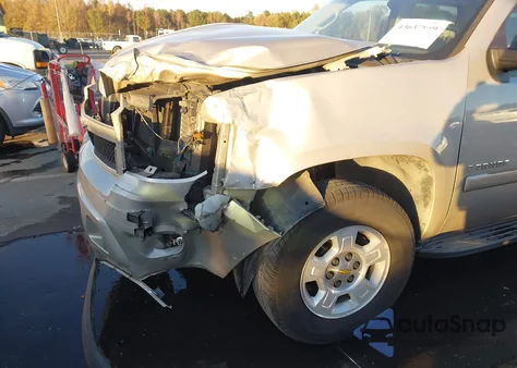 2007 Chevrolet Tahoe Ltz z USA, uszkodzony, nr VIN 1GNFC13047R141900